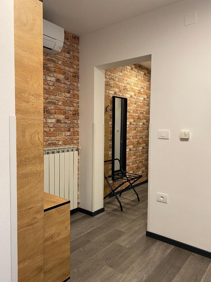 Hotel Buzinel Estate Dobrovo Exteriér fotografie